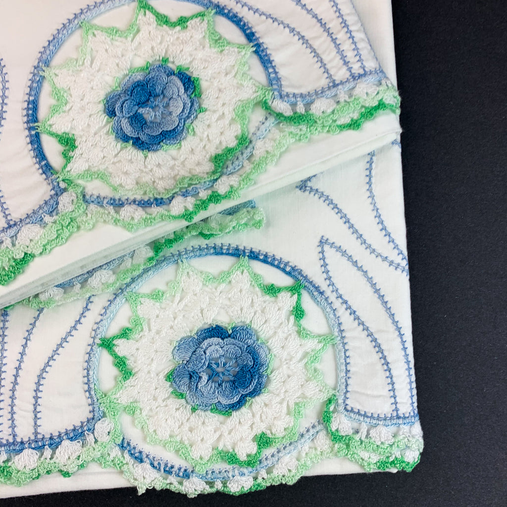 Vintage Embroidered Crochet Pillow Cases