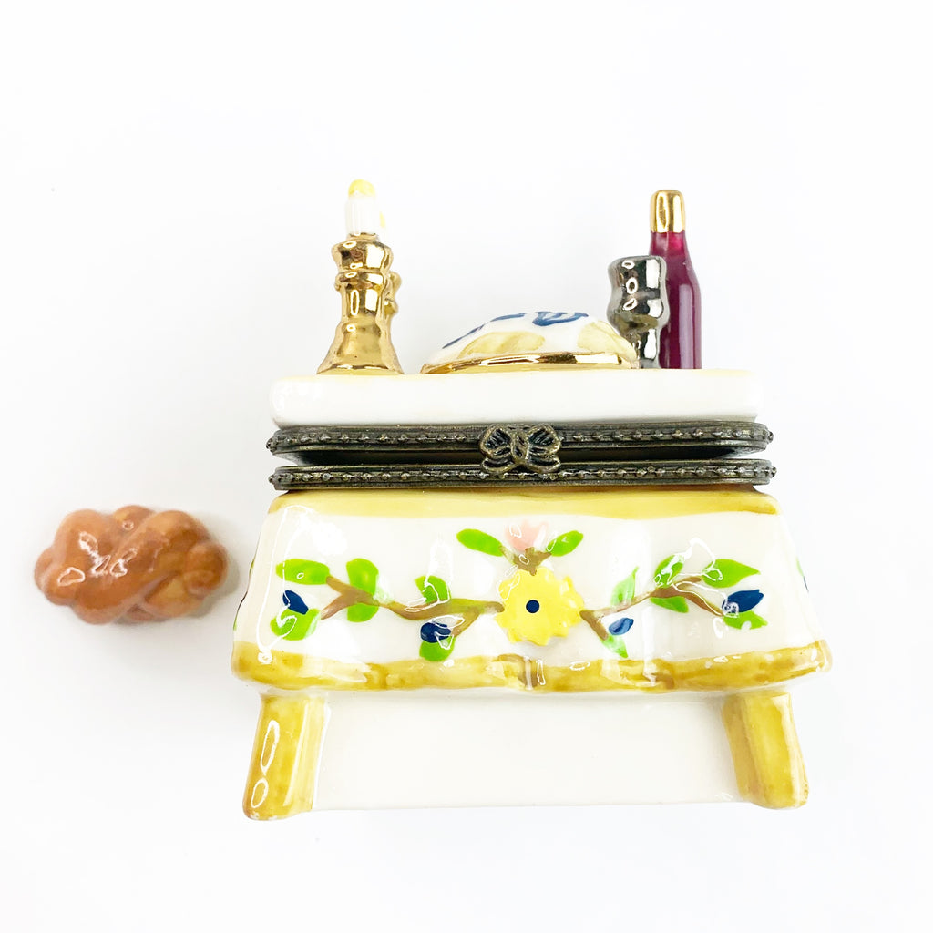 Porcelain Hinged Trinket Box Jewish Passover