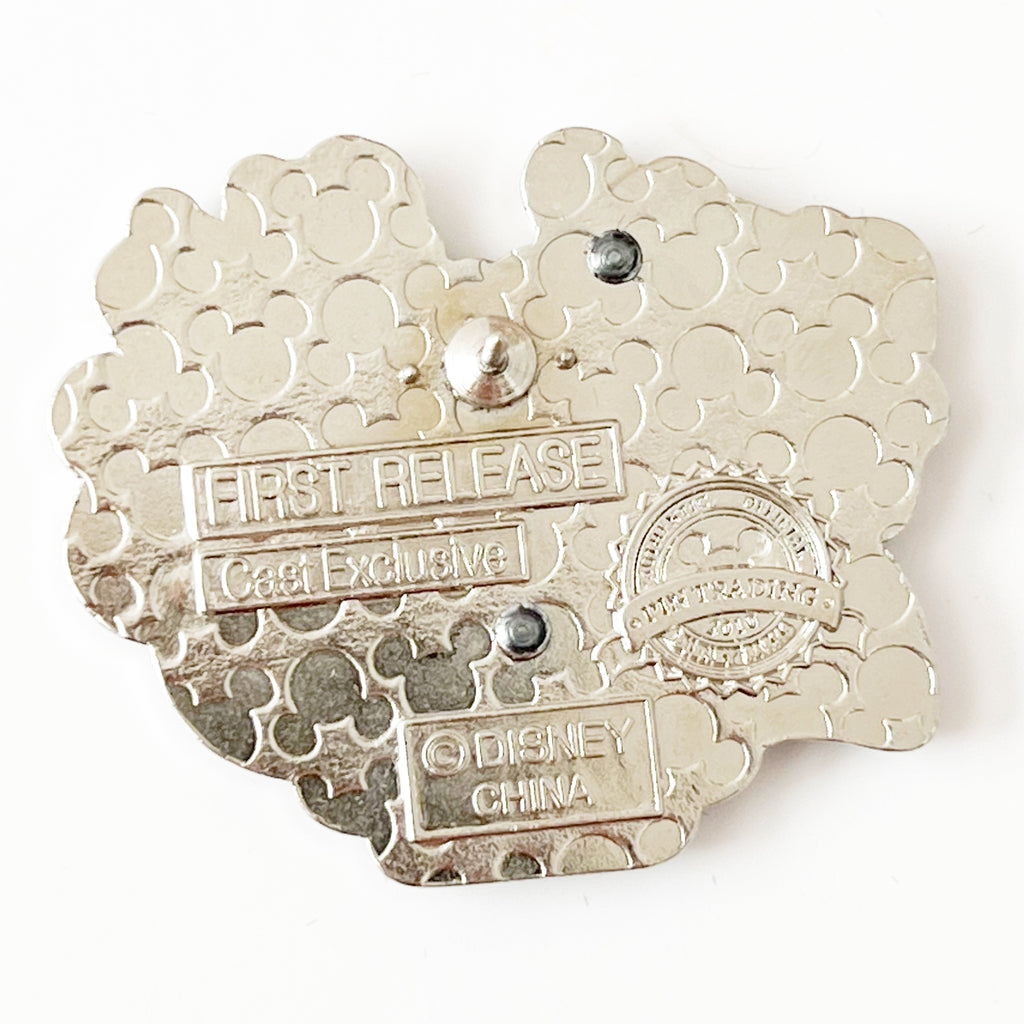 DLR Cast Member 2010 Logo Chip Dale Goofy Donald Pluto Mickey Disney Pin