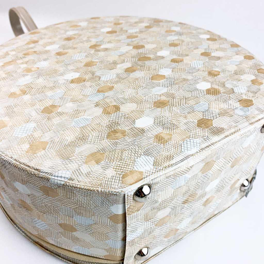 Vintage Travel Hard Shell Handle Round Hat Box