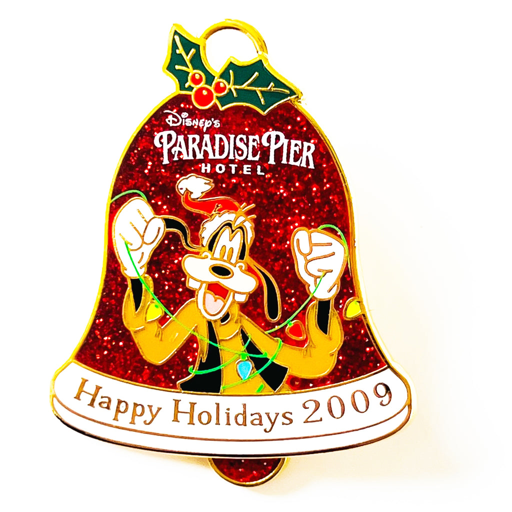 Disney Happy Holidays 2009 Paradise Pier Hotel Goofy LE 1000 Pin