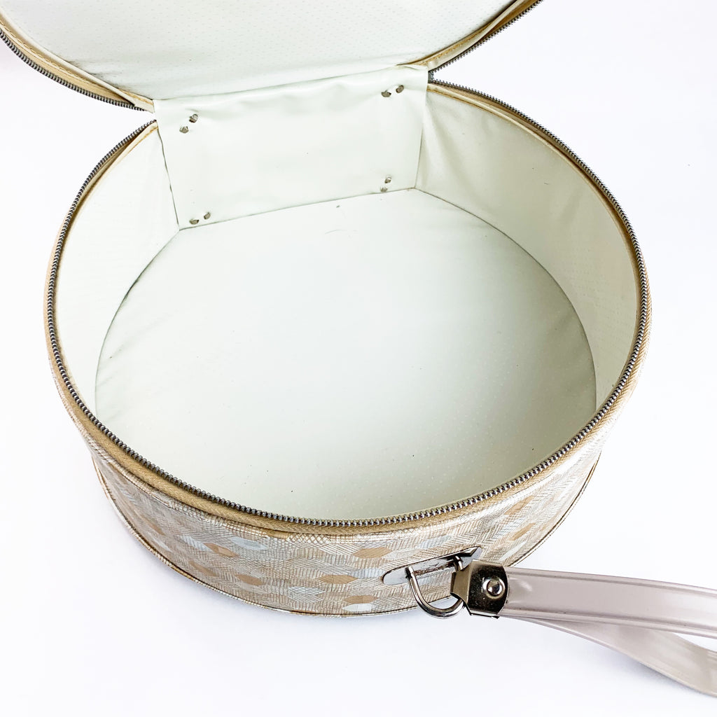 Vintage Travel Hard Shell Handle Round Hat Box