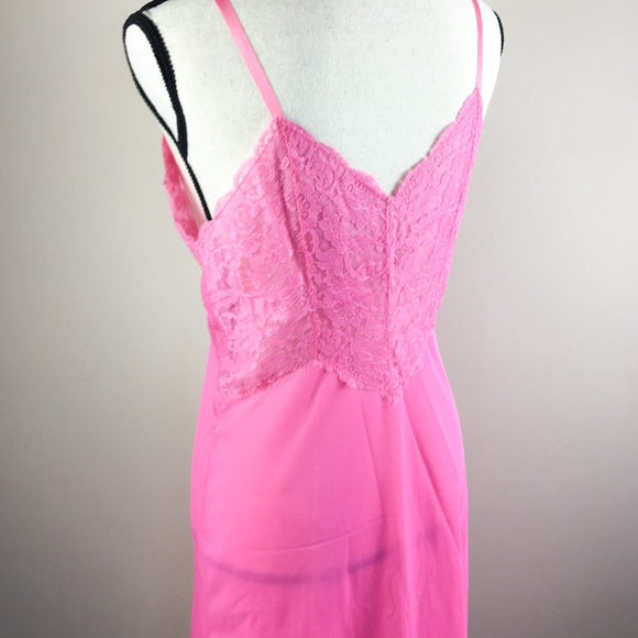 Vintage Vanity Fair Lingerie Nightie