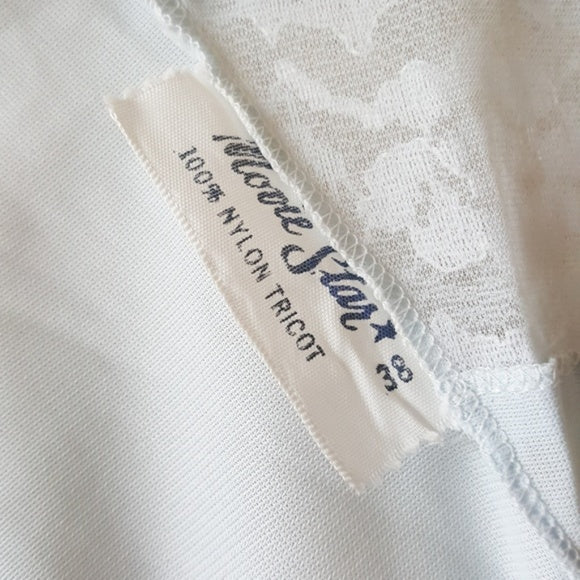 Vintage Movie Star Lace Sleeveless Nightgown