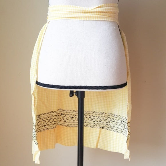 Vintage Yellow Gingham Pattern Embroidery Apron