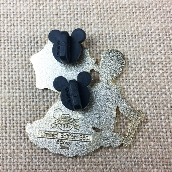 Disney Southern Belle Series Daisy & Donald Duck