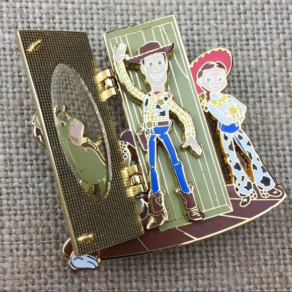 Disney Toy Story Woody’s Round Up 3D Hinge Pin