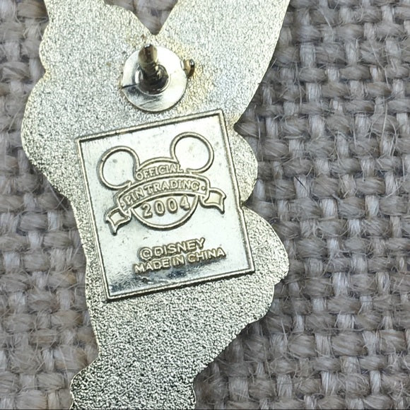 Disney Tinker Bell Hands on Knees  Sparkled Wings Pin