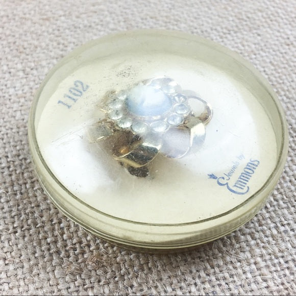 Vintage Jewels by Emmons Cameo Pendant Brooch