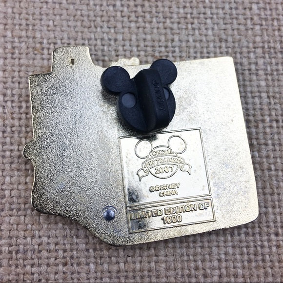 Walt Disney World Goofy Friday 13th Construction LE Pin