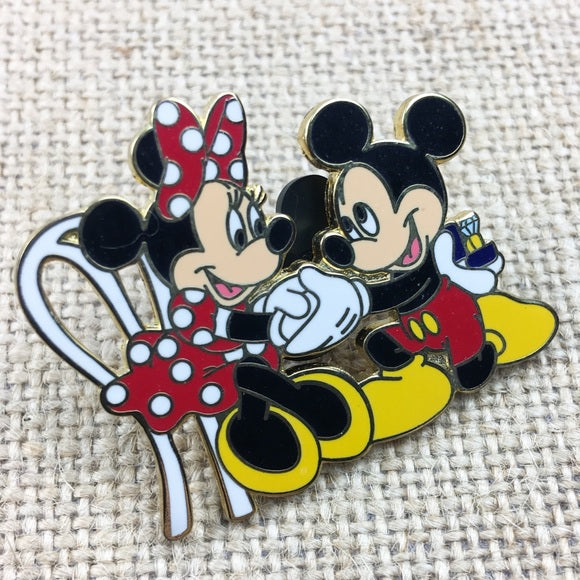 Disney Mickey Mouse Proposal Minnie Mouse Engagement Official Pin Trading