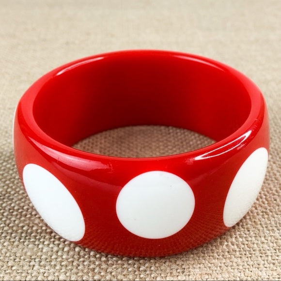Vintage Lucite Chunky Polka Dot Bangle Bracelet