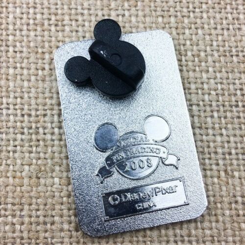 Disney Pixar Eve Robot WALL- E Movie Pin