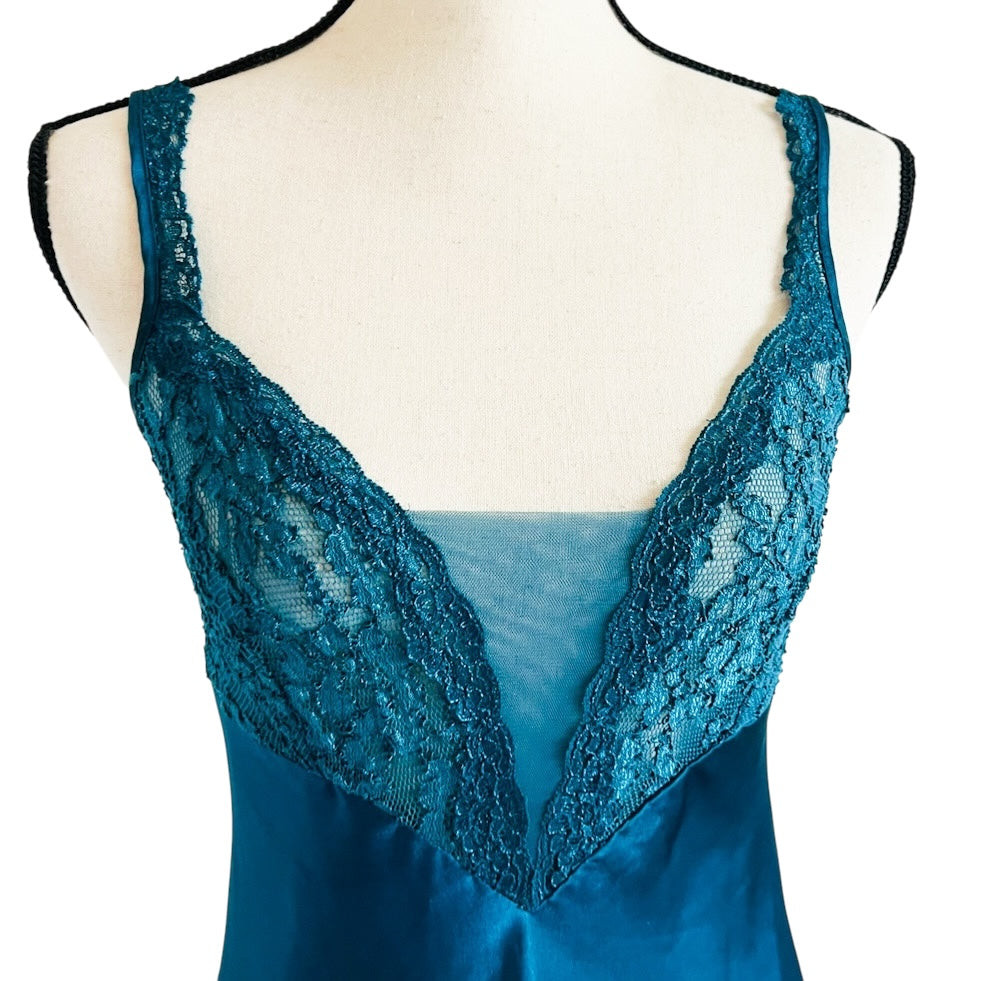 Victoria’s Secret Gold Label Emerald Green Long Nightgown - Victoria’s Secret Gold Label Emerald Green Long Nightgown -