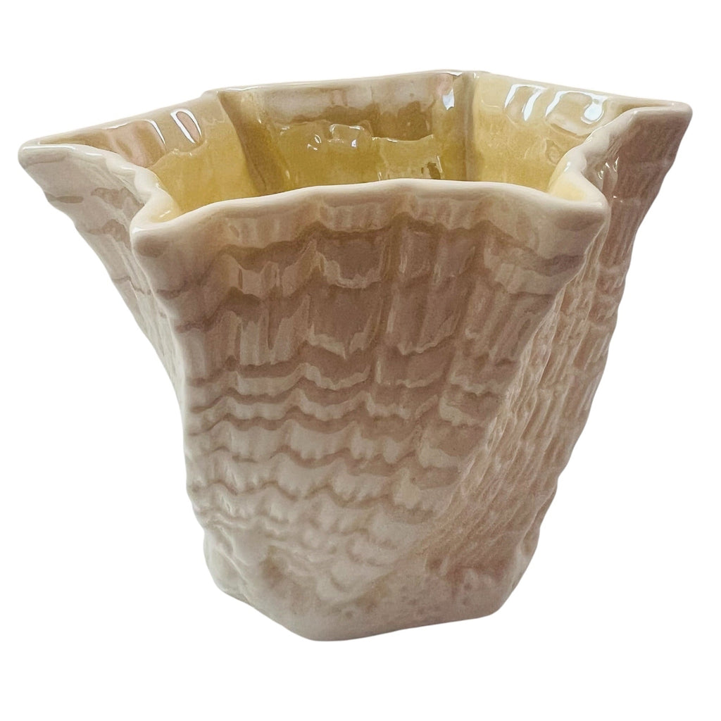 Vintage Belleek Ireland Spiral Limpet Shell Vase