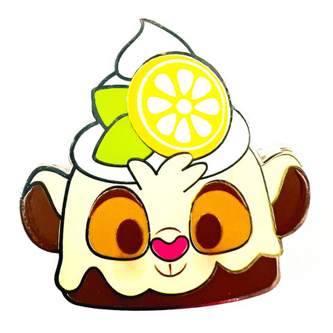 Disney Munchlings Specialty Treats  Simba Lemon Chocolate Cake Pin