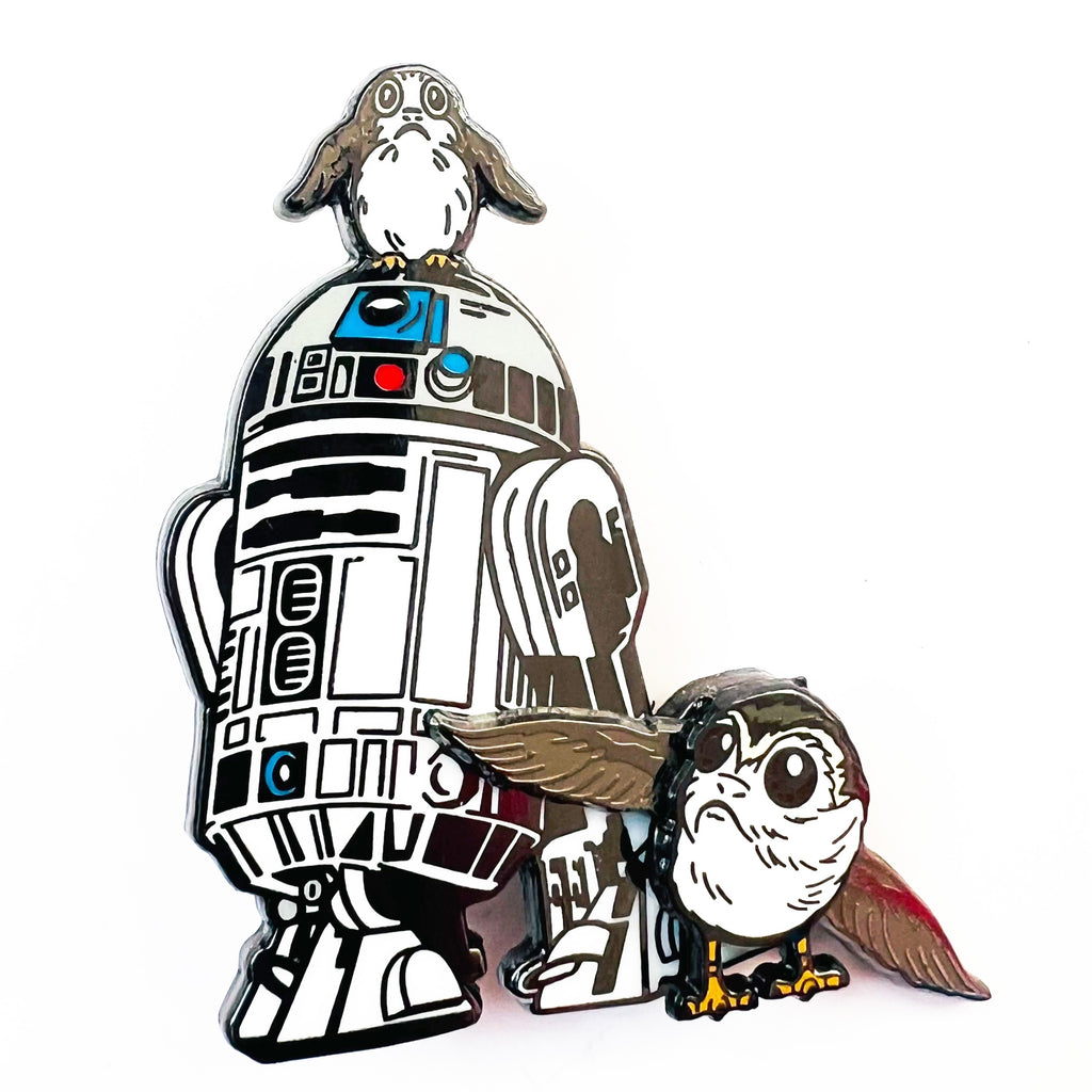 Disney Star Wars R2-D2 & Porgs Moving Arms The Last Jedi Pin
