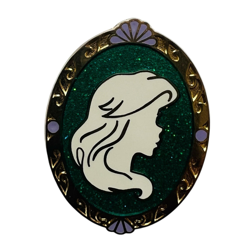 Disney Park Little Mermaid Ariel Cameo Pin