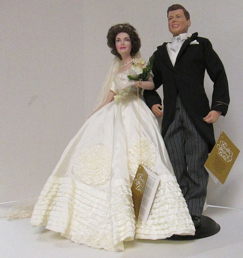 Vintage Franklin Mint Jacqueline Bouvier and John F. Kennedy Bride and Groom Porcelain Heirloom Dolls