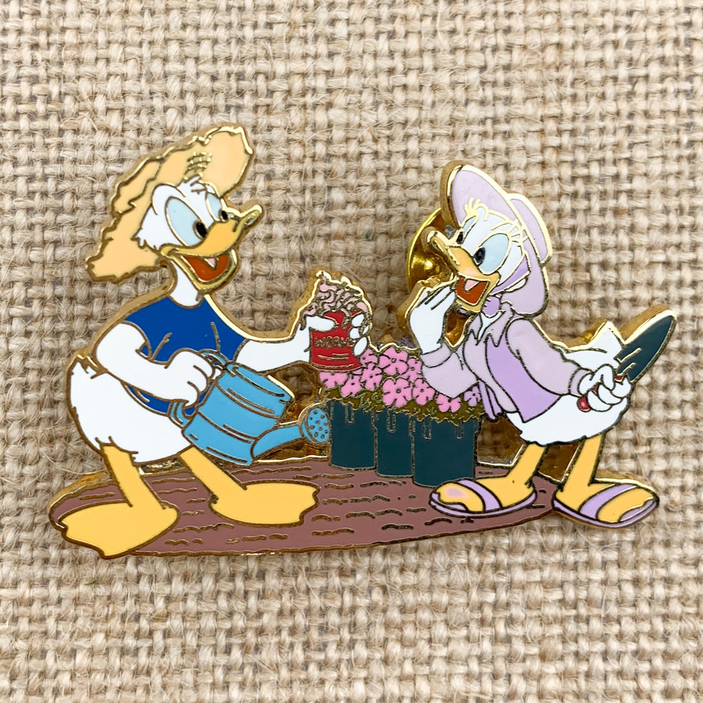 Donald Duck & Daisy Duck Watering Can Flowers LE Pin