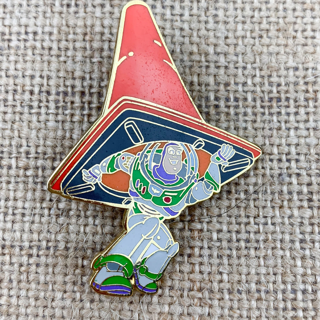 Disney Pixar Toy Story 2 Buzz Lightyear Cone Cast Exclusive LE Pin