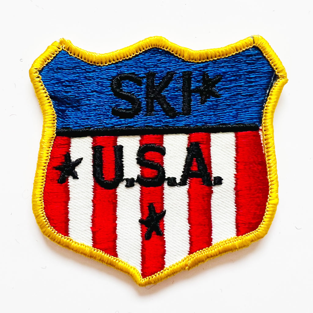 Vintage Ski USAUnited States America Novelty Skiing Crest Souvenir Patch