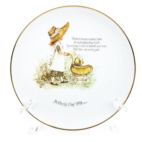 Holly Hobbie 1974 MOTHER'S DAY 10.5" Plate