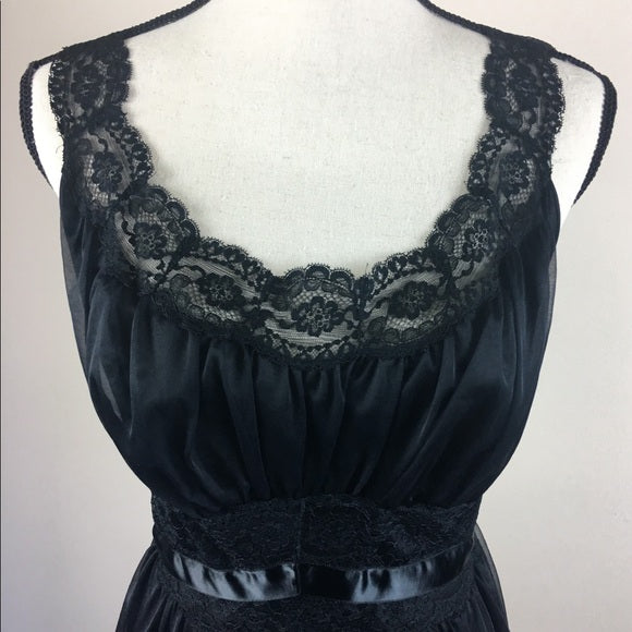 Vintage Vanity Fair Nightgown Matching Set