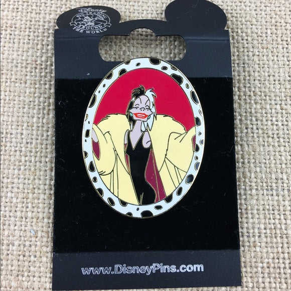 Disney Cruella De Vil 2002 101 Dalmatians Spot Pin