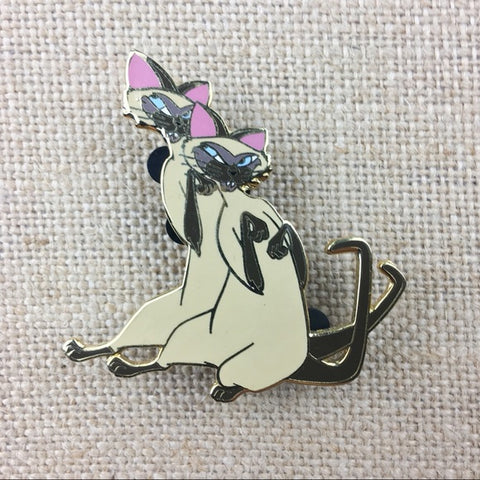 Disney Lady and the Tramp Siamese Cats Si And Am Limited Edition Pin