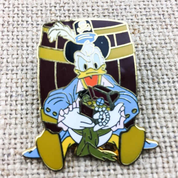 Disney Donald Duck Pirates of the Caribbean with Barrel Treasure Pin