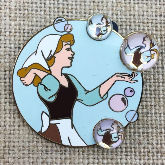 Disney Cinderella Maid Soap Bubbles 3D Pin