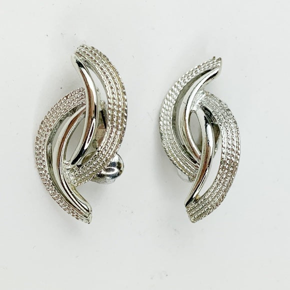 Vintage Silver Tone Metal Clip On Earrings